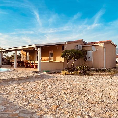 Beautiful Secluded Area Near Novalja Vacation House With Pool And Sea View Villa Lara Εξωτερικό φωτογραφία
